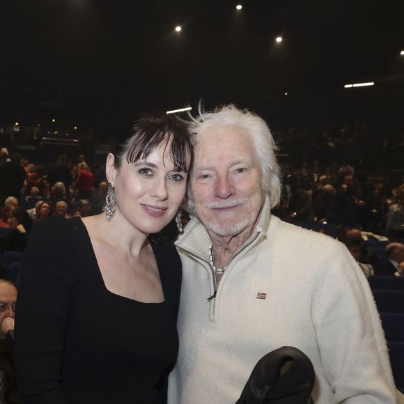 Hugues Aufray avec sa femme Muriel Mégevand au concert d'Enrico Macias pour sa tournée La Fête Continue ! dans la salle de spectacle Le Dôme de Paris - Palais des Sports à Paris, France, le 15 mars 2025. © Jack Tribeca/Bestimage