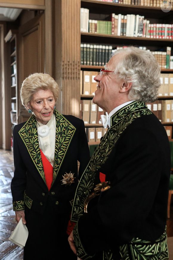 Exclusif - L'historien Pascal Ory et Hélène Carrère d'Encausse lors de son entrée à l'Académie Française. Paris, le 20 octobre 2022.
© Stéphane Lemouton/Bestimage