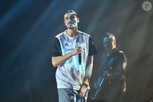 "Mon objectif, c’était surtout de faire de la musique, d’en vivre, mais pas forcément d’être connu", a-t-il notamment déclaré à propos de ce titre qui parle de son parcours. 

Pierre Garnier assiste au Foot Concert, au profit de l'association Huntington Avenir à la LDLC Arena à Lyon, France, le 11 novembre 2024. Photo par Julien Reynaud/APS-Medias/ABACAPRESS.COM