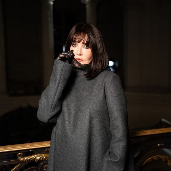 Isabelle Adjani au Grand Dîner du Louvre à Paris.
© Backgrid USA / Bestimage