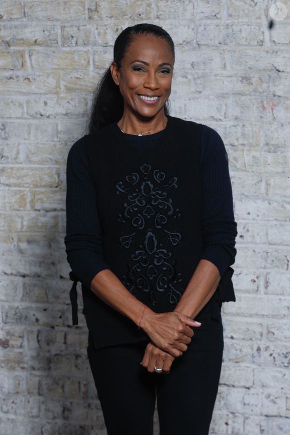 Exclusif - Christine Kelly en prise de vue studio en marge du tournage du clip "Je garde le sourire !" de l'association Laurette Fugain dans les Studios de l'Usine à Paris, France, le 19 septembre 2024. © Christophe Clovis/Bestimage