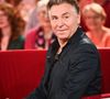 Celui-ci n'a pas pu interpréter tous les titres prévus par Roberto Alagna.

Roberto Alagna - Enregistrement de l'émission Vivement dimanche, diffusée sur France 3 le 17 novembre 2024.
© Guillaume Gaffiot / Bestimage