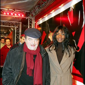 JACQUES VILLERET ET SA COMPAGNE - PREMIERE DU FILM OCEAN'S TWELVE A L'UGC NORMANDIE