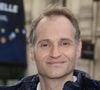 Fabien Namias entreprend pourtant un nouveau cap dans les mois qui viennent
Fabien Namias - Présentation du bus Europe 1 pour la Presidentielle 2017 à Paris le 2 février 2017. Le bus Europe 1 de la présidentielle fera dimanche sa première étape à Lyon et une tournée à travers 40 villes de l’hexagone. © Denis Guignebourg/Bestimage