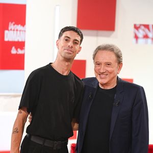Exclusif - Jean-Baptiste Seguin et Michel Drucker - Enregistrement de l'émission Vivement dimanche au studio Rive Gauche, presentée par Michel Drucker . Diffusion sur France 3 le 14/09/2025.

© Guillaume Gaffiot / Bestimage