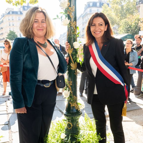 Anne-Hidalgo maire de Paris et Julie-Amour Rossini assistent à l'inauguration de la place Juliette Greco le 23 septembre 2021 à Paris. Photo par Laurent Zabulon/ABACAPRESS.COM
