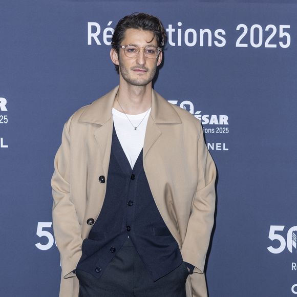 Pierre Niney - Photocall de la soirée "Cesar Révélations 2025" au Trianon à Paris le 20 janvier 2025.
© Olivier Borde / Bestimage