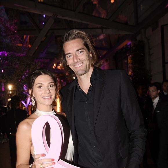 Exclusif - Camille Lacourt et sa compagne Alice Detollenaere - Hotel Peninsula poursuit son engagement dans la lutte contre le cancer du sein à l'occasion de la campagne annuelle mondiale Octobre Rose avec la soirée de gala au profit de l'association "Europa Donna France". Paris, le 29 septembre 2022
© Christophe Clovis-Rachid Bellak / Bestimage