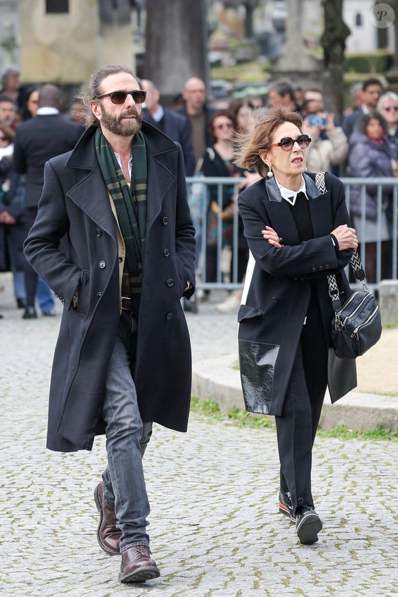 John Nollet aux arrivées des obsèques d'Emilie Dequenne au cimetière Père Lachaise à Paris, France, le 26 mars 2025. © Cyril Moreau/Bestimage