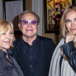 Nicole Grisoni (Nicoletta) Orlando et Hélène Ségara. au dîner de Noël organisé par M.Gargia et C.Rizk au restaurant La Baia Paris le 23 novembre 2025.

© Sébastien Frémont / Bestimage
