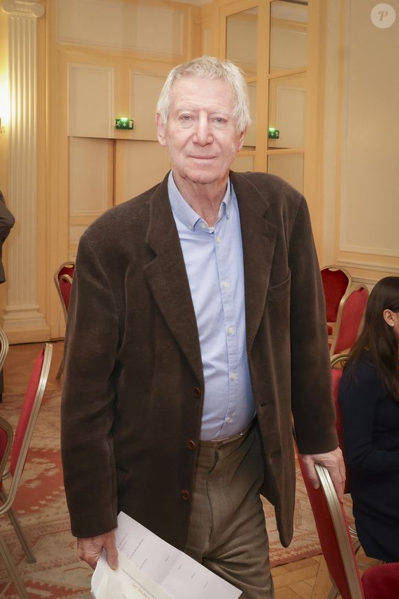 Régis Wargnier au dernier dîner du Cercle de la Revue des Deux Mondes de l'année le lundi15 décembre 2025

© Jack Tribeca / Bestimage