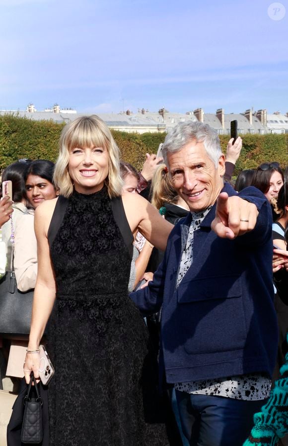 Désormais, chaque candidat doit disputer quatre matchs : trois points pour une victoire, un seul pour un match nul, et rien pour une défaite

Mélanie Page, Nagui aux arrivées du défilé Christian Dior Collection Femme Prêt-à-Porter Printemps/Eté 2026 lors de la Fashion Week de Paris (PFW), dans le Jardin des Tuileries, à Paris, France, le 1er octobre 2025.
© Christophe Aubert via Bestimage