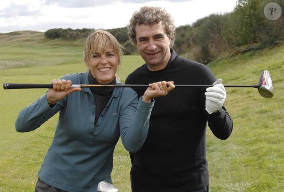 Son coup de gueule rappelle l’importance de respecter la faune en montagne.

Nathalie Simon et Dominique Rocheteau jouent au golf lors du tournoi Novotel Celebrity au Golf National de Guyancourt près de Paris, France le 16 octobre 2010. Photo par Giancarlo Gorassini/ABACAPRESS.COM