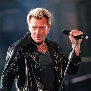 Un vêtement donné par la veuve du Taulier au profit de  de l’Institut du Cancer de Montpellier.

Johnny Hallyday - Concert au Stade de France.

©ANGELI-RINDOFF-GARCIA / BESTIMAGE