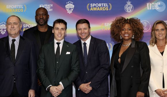 Didier Guillaume, le nouveau ministre d'Etat de la principauté, Florent Pietrus, Louis Ducruet, Gareth Wittstock, Laura Flessel et Pauline Déroulède - Photocall de la soirée des Sportel Awards 2024 au Grimaldi Forum à Monaco le 28 octobre 2024. © Claudia Albuquerque/Bestimage