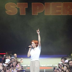 À 32 ans, Natasha St-Pier a fait retirer ses implants mammaires.

Natasha St-Pier (Chanteuse) - L'équipe de France de basket et les athlètes acclamés au club France lors des Jeux Olympiques de Paris2024 (JO), le 11 août 2024, en présence de la chanteuse N.St Pier. 
© Jonathan Rebboah / Panoramic / Bestimage