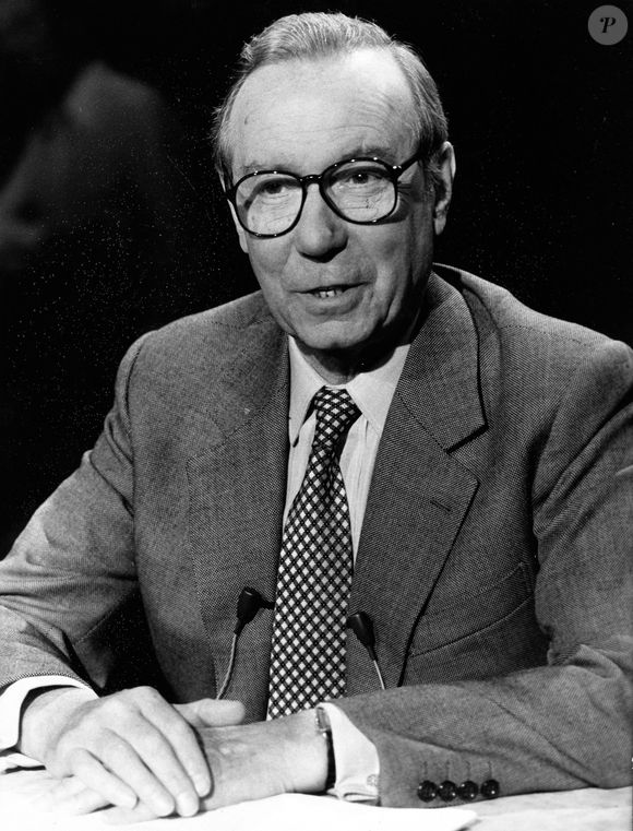 Michel Debré à Londres le 01 avril 1973. © Keystone Press Agency/ZUMA Press Wire