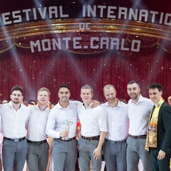 Louis Ducruet offre le « Clown d’Argent » à « Scandinavian Boards » - Soirée de clôture du 47ème Festival International du Cirque de Monte-Carlo sous le chapiteau de Fontvieille à Monaco, le 21 janvier 2025. © Olivier Huitel / Pool Monaco / Bestimage