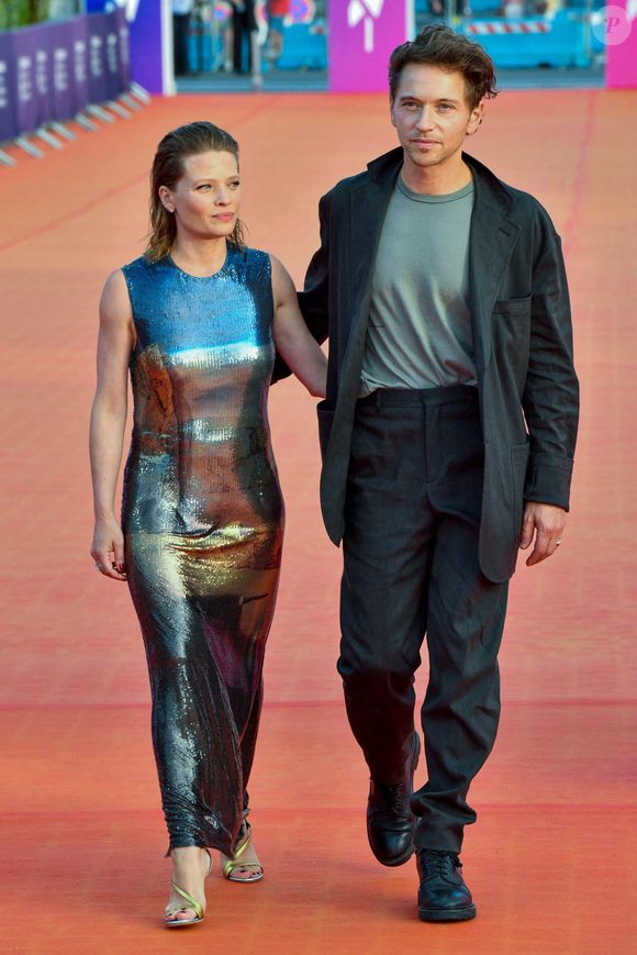 Mélanie Thierry et le chanteur Raphael assistent à l'avant-première de "La Zone D'Interet" lors du 49ème Festival du Cinéma Américain de Deauville le 07 septembre 2023 à Deauville, France. Photo by Shootpix/ABACAPRESS.COM