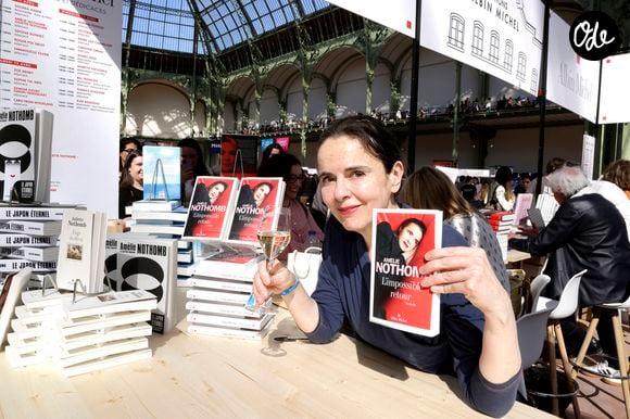 Amélie Nothomb - Festival du Livre de Paris 2025 au Grand Palais à Paris, le 11 avril 2025.
© Cédric Perrin / Bestimage