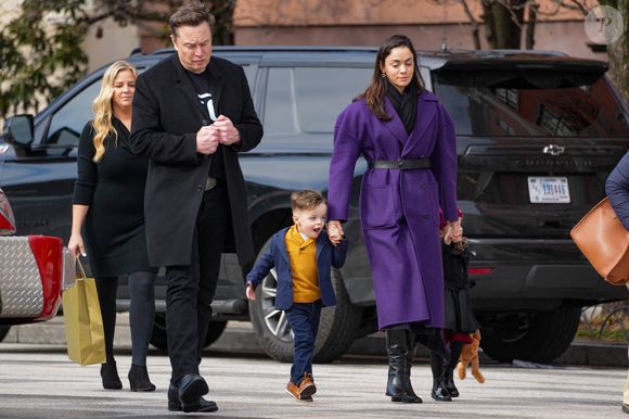 L'administrateur du Département de l'efficacité gouvernementale (DOGE) est persuadé que l'effondrement du taux de natalité est la plus grande menace actuelle

Elon Musk et sa compagne Shivon Zilis avec leurs enfants Strider et Azure à la sortie de Blair House le 13 février 2025. Crédit Image: © Andrew Leyden/ZUMA Press Wire