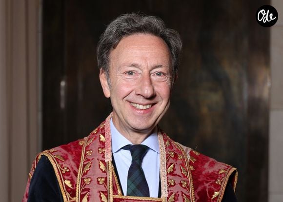 Stéphane Bern nommé Pape du Patrimoine lors de la Saint Clément au restaurant Alain Ducasse Baccarat, à Paris, France, le 20 novembre 2025. © Denis Guignebourg/Bestimage