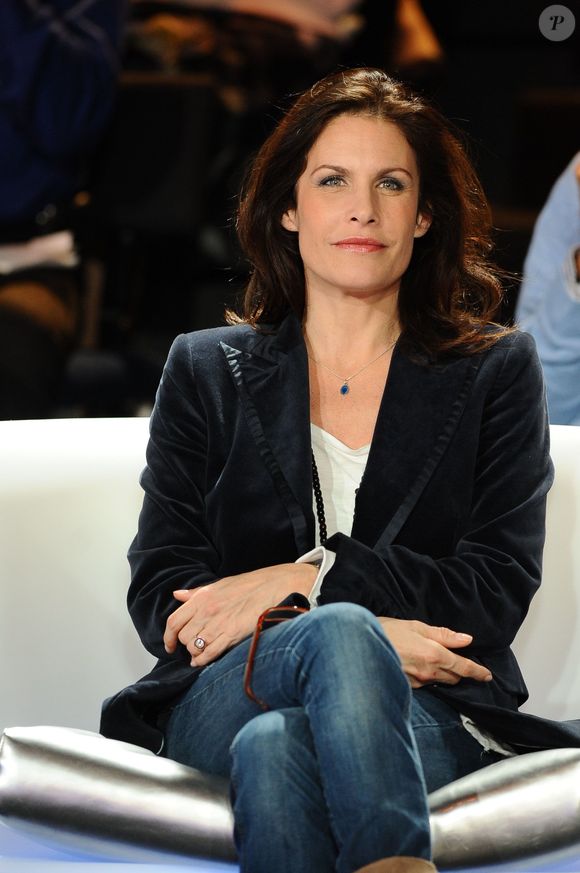 Astrid Veillon - Enregistrement de l'émission anniversaire des 40 as Des chiffres et des lettres aux studios La Plaine Saint-Denis.
Guillaume Gaffiot/Bestimage