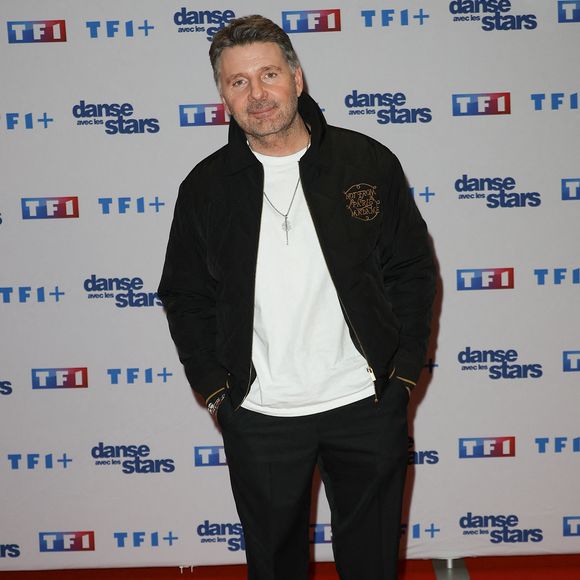 Philippe Lellouche - Photocall de lancement de la saison 2026 de "Danse avec les stars" (DALS) au siège de TF1 à Boulogne-Billancourt le 18 décembre 2025. © Coadic Guirec/Bestimage