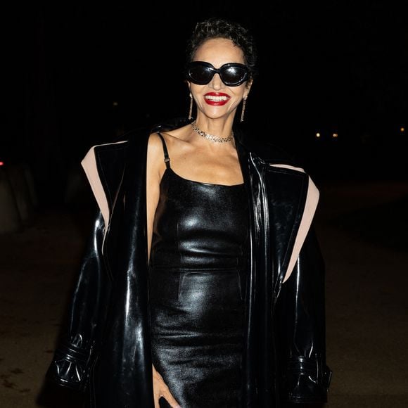 Farida Khelfa aux arrivées de la soirée du magazine EE72 lors de la Fashion Week de Paris (PFW), au Grand Café, à Paris, France, le 3 octobre 2025. © Jeremy Melloul/Bestimage