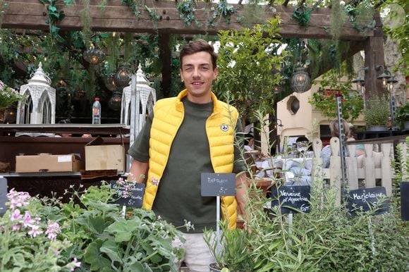 Par ailleurs, Mallory Gabsi remplace Norbert Tarayre dans "La meilleure cuisine régionale".

Le Chef Mallory Gabsi  - 4ème édition "Les Chefs à Saint-Tropez fêtent les Producteurs" sur la place des Lices à Saint-Tropez le 5 mai 2024. © Jean-Marc Lhomer/Bestimage