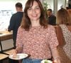 Le projet comporte aussi une dimension solidaire : les participants pourront soutenir une association et les dotations des vainqueurs sans association seront reversées à Premiers de Cordée, dont elle est présidente depuis 2023.

Exclusif - Nathalie Péchalat au Déjeuner dans la loge de France Télévision lors des Internationaux de France de Tennis de Roland Garros 2026 - Jour 01 à Paris, France le 24 Mai 2026. © Bertrand Rindoff/Bestimage
