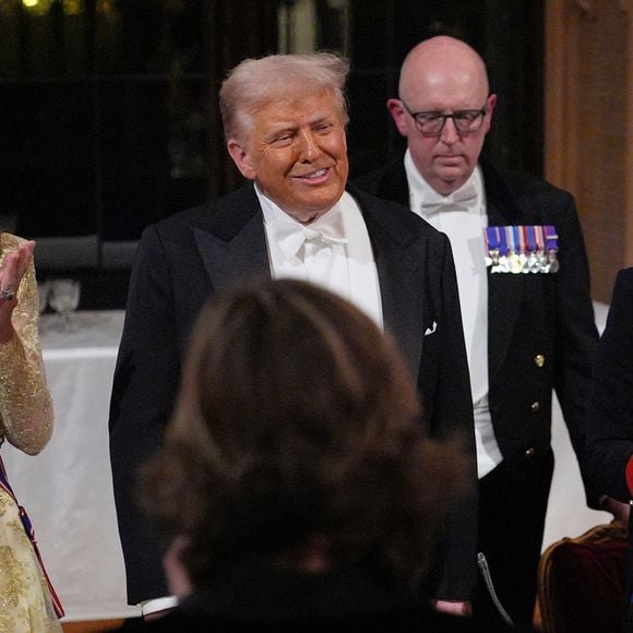 Donald J. Trump (président des Etats-Unis) et la Première dame Melania Trump, le roi Charles III d'Angleterre et Camilla Parker Bowles, reine consort d'Angleterre, le prince William, prince de Galles, et Catherine (Kate) Middleton, princesse de Galles, lors du banquet d'Etat au château de Windsor en l'honneur de la visite officielle de président Donald Trump et de la Première dame Melania au Royaume-Uni. Picture by Yui Mok/WPA-Pool