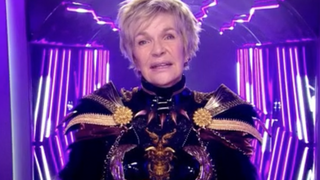 "J’aurais aimé avancer un peu plus" : Véronique Jannot revient sur son élimination de Mask singer