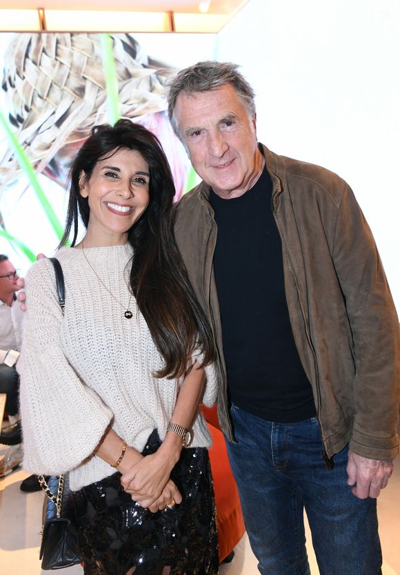 Exclusif - Reem Kherici et François Cluzet à l'inauguration du Flagship Eluxtravel, un nouveau salon de voyage design et lumineux à Paris le 14 novembre 2024. © Rachid Bellak / Bestimage