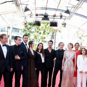 Jérôme Seydoux, Vassili Schneider, Matthieu Delaporte, Julien De Saint-Jean, Laurent Lafitte, Anamaria Vartolomei, Anaïs Demoustier (enceinte), Pierre Niney, Matthieu Delaporte, Adèle Simphal, Julie de Bona, Marie Narbonne, Pierfrancesco Favino, Dimitri Rassam, Alexandre de La Patellière - Montée des marches du film « Le comte de Monte-Cristo » lors du 77ème Festival International du Film de Cannes, au Palais des Festivals à Cannes. Le 22 mai 2024
© Jacovides-Moreau / Bestimage