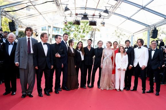 Jérôme Seydoux, Vassili Schneider, Matthieu Delaporte, Julien De Saint-Jean, Laurent Lafitte, Anamaria Vartolomei, Anaïs Demoustier (enceinte), Pierre Niney, Matthieu Delaporte, Adèle Simphal, Julie de Bona, Marie Narbonne, Pierfrancesco Favino, Dimitri Rassam, Alexandre de La Patellière - Montée des marches du film « Le comte de Monte-Cristo » lors du 77ème Festival International du Film de Cannes, au Palais des Festivals à Cannes. Le 22 mai 2024
© Jacovides-Moreau / Bestimage