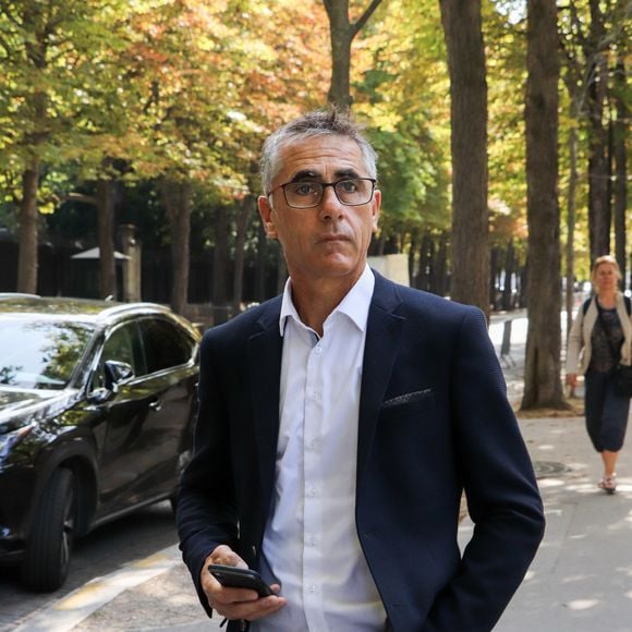 L'un des petits chiots prénommé Arrow a d'ailleurs rejoint son nouveau foyer comme l'a révélé Laurent Jalabert le jeudi 21 août 2025 sur Instagram

Laurent Jalabert arrive à l'enregistrement de l'émission "Vivement Dimanche Prochain" au studio Gabriel à Paris, France, le 21 août 2019.
Crédit : AGENCE / BESTIMAGE