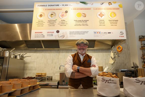 Le chef Philippe Etchebest - Le chef Philippe Etchebest ouvre son restaurant éphémère "Signature" du 9 au 30 octobre au 25 rue Sedaine à Paris dans le 11ème arrondissement le 8 octobre 2025. © Jean-Marc Lhomer/Bestimage