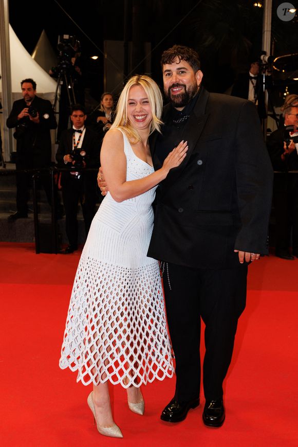 Artus et sa compagne Kim Higelin - Montée des marches du film "Jim Queen" lors du 79ème Festival International du Film de Cannes le 18 mai 2026.

© Moreau / Jacovides / Bestimage