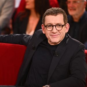 Exclusif - Dany Boon lors de l'enregistrement de l'émission "Vivement Dimanche" au Studio Gabriel et diffusée sur France 3 le 1er décembre 2024.

© Guillaume Gaffiot / Bestimage