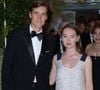 Quelques jours après l'annonce de ses fiançailles, elle a puisé dans le dressing princier.

La princesse Alexandra de Hanovre et son compagnon Ben-Sylvester Strautmann au photocall du dîner de gala du Grand Prix de Formule 1 de Monaco 2026, le 7 juin 2026. 

© Bruno Bebert / Bestimage