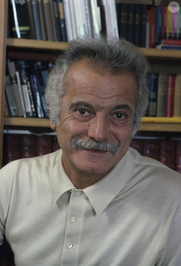 Archives - En France, à Paris,  Georges Brassens en septembre 1977. Jean Lenoir via Bestimage
