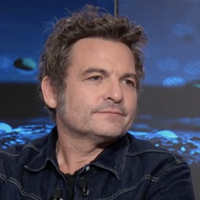 Pour sa fille Billie, 23 ans, Matthieu Chedid a adopté une habitude bien précise… et explique pourquoi : “Il ne faut pas avoir peur”