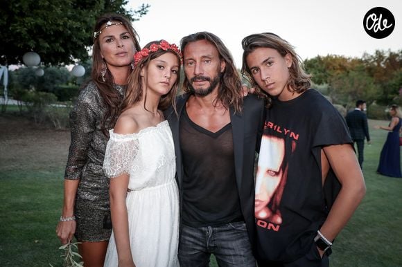 la mère de ses deux enfants,

Exclusif - Bob Sinclar, sa femme Ingrid et leurs enfants Raphaël et Paloma - Cérémonie religieuse - Mariage de Benjamin Castaldi et Aurore Aleman au Mas de La Rose à Eygalières, le 27 août 2016. © Jacovides-Moreau/Bestimage
