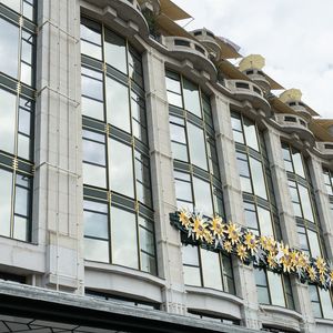 Cette nouvelle reconnaissance vient ainsi consacrer cinq années d’existence pour l’une des adresses les plus exclusives de la capitale.

Hôtel Cheval Blanc, situé 8 Quai du Louvre dans le 1er arrondissement de Paris, le 28/07/2025. © Jonathan Jacob/Bestimage