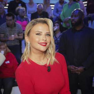 Exclusif - Kelly Vedovelli - Sur le plateau de l’émission TPMP (Touche Pas à Mon Poste) présentée en direct par C.Hanouna et diffusée sur C8 - Paris le 02/01/2023 - © Jack Tribeca / Bestimage