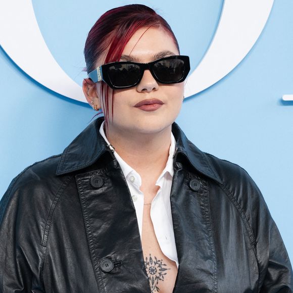 Louane assiste au défilé Christian Dior Womenswear Spring-Summer 2025 dans le cadre de la Fashion Week de Paris le 24 septembre 2024 à Paris, France. Photo by Laurent Zabulon/ABACAPRESS.COM