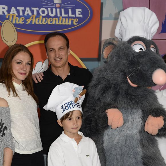 Emilie Dequenne, sa fille Milla Savarese, son fiancé Michel Ferracci et les fils de ce dernier lors de la présentation en avant-première de la nouvelle attraction "Ratatouille : L'aventure totalement toquée" à Disneyland Paris à Marne-la-Vallée, le 21 juin 2014. © COADIC GUIREC / BESTIMAGE / Bestimage
