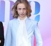 La tenue rétro se distingue par sa taille marquée, sa jupe volumineuse et ses détails en dentelle.

Billy Blanchard ( fils de Julie Depardieu) - Photocall du film 'Les derniers jours de Charles Baudelaire' au Grimaldi Forum lors de la 65ème édition du Festival TV De Monte Carlo le 13 Juin 2026 © Denis Guignebourg /Bestimage