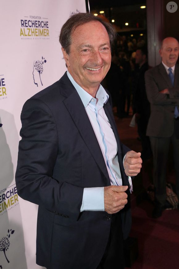 Michel-Edouard Leclerc - Photocall du XVème gala pour la Fondation Recherche Alzheimer à l'Olympia à Paris le 14 mars 2022. Sous la direction artistique de P. Souchon, des grands noms de la chanson française se mobilisent autour d'un concert sur le thème "2 générations chantent pour la 3ème". L'intégralité des bénéfices de cette soirée servira à financer la recherche sur la maladie d'Alzheimer. © Bertrand Rindoff/Bestimage